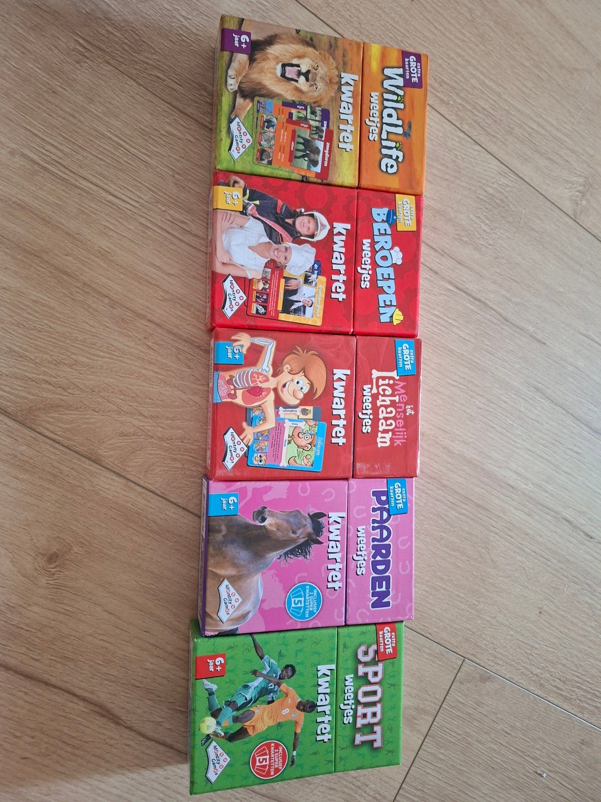 5x kwartetspel: Wildlife, Beroepen, Lichaam, Paarden,, Vijf spelers of meer, Ophalen of Verzenden, Gebruikt, Grote Weetjes