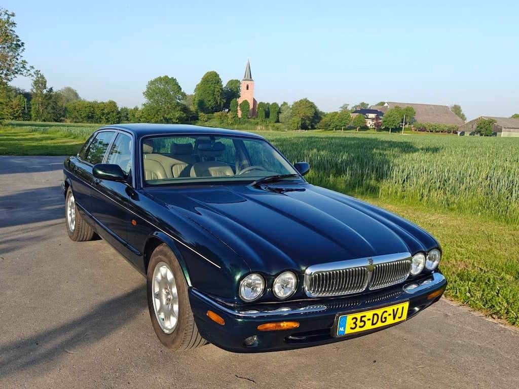 Jaguar Sovereign 4.0 V8 1999 Emerald groen, Auto's, Automaat, Achterwielaandrijving, Sovereign, Particulier