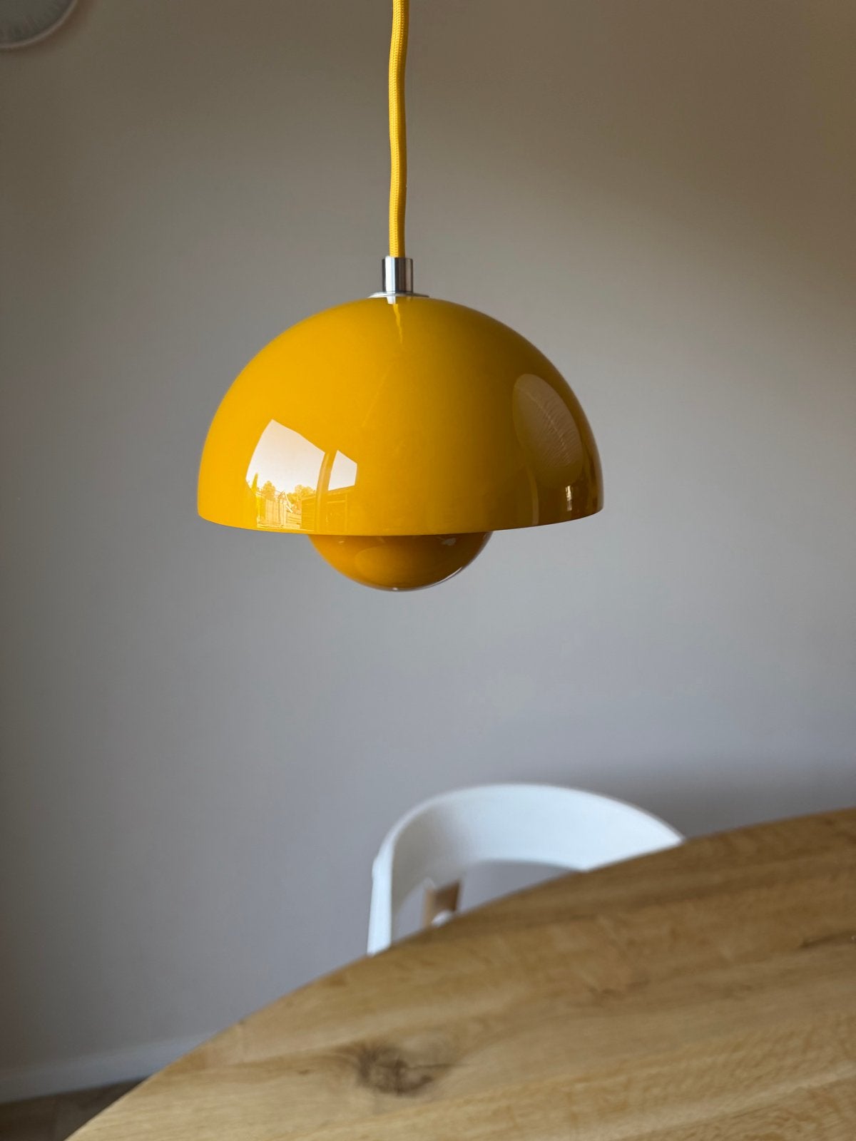 Flowerpot VP10 hanglamp in geel, Huis en Inrichting, Lampen | Hanglampen, Ophalen of Verzenden, Zo goed als nieuw, Metaal, G9
