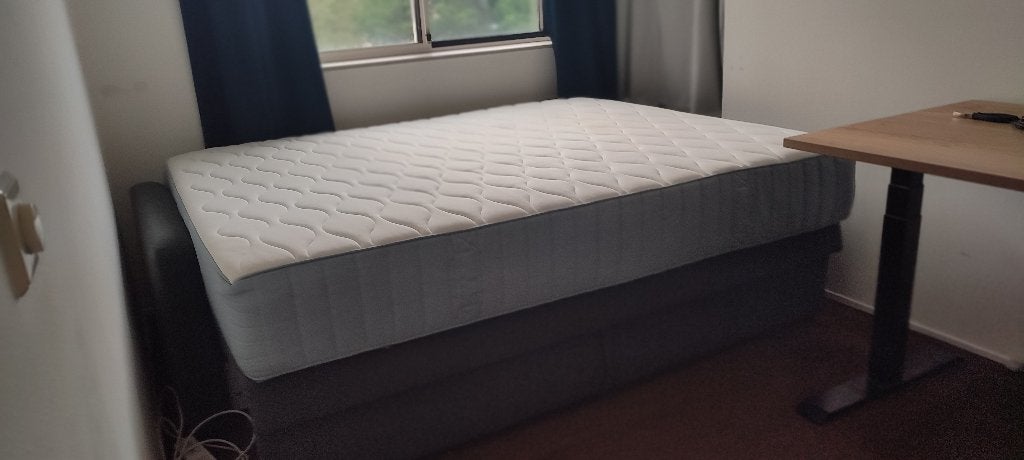 IKEA VÅGSTRANDA double layer pocket sprung mattresses, Huis en Inrichting, Slaapkamer | Matrassen en Bedbodems, Ophalen, Tweepersoons