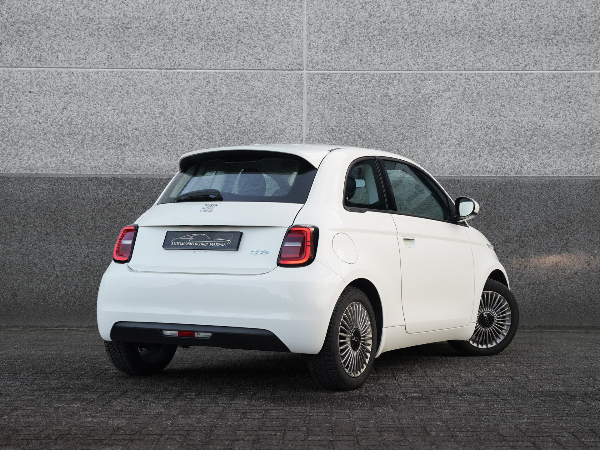 Fiat 500 Urban 42 kWh |328 KM Actieradius |Lichtmetalen velg, Stof, Gebruikt, 4 stoelen, Wit