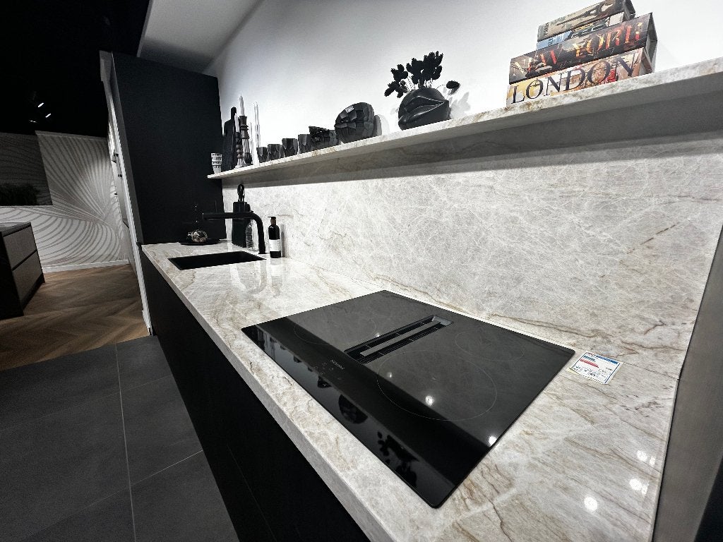 Prachtige Luxe Showroomkeuken, Ophalen, Overige kleuren, Enkelwandige keuken, Graniet of Steen