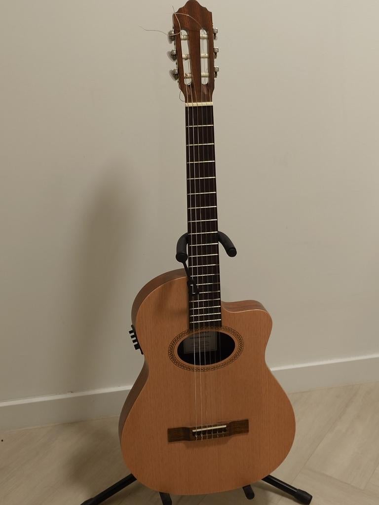 Thomann Gipsy Nylon CE Klassieke Gitaar met standaard, Ophalen, Gebruikt, Klassieke of Spaanse gitaar