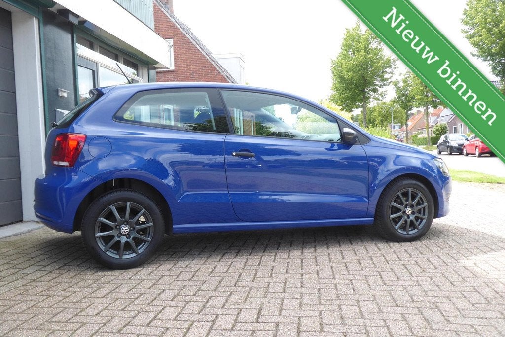 Volkswagen Polo 1.2 Easyline, 2011, 108.757 Kilometer, Auto's, Voorwielaandrijving, Euro 5, Zwart, 1198 cc