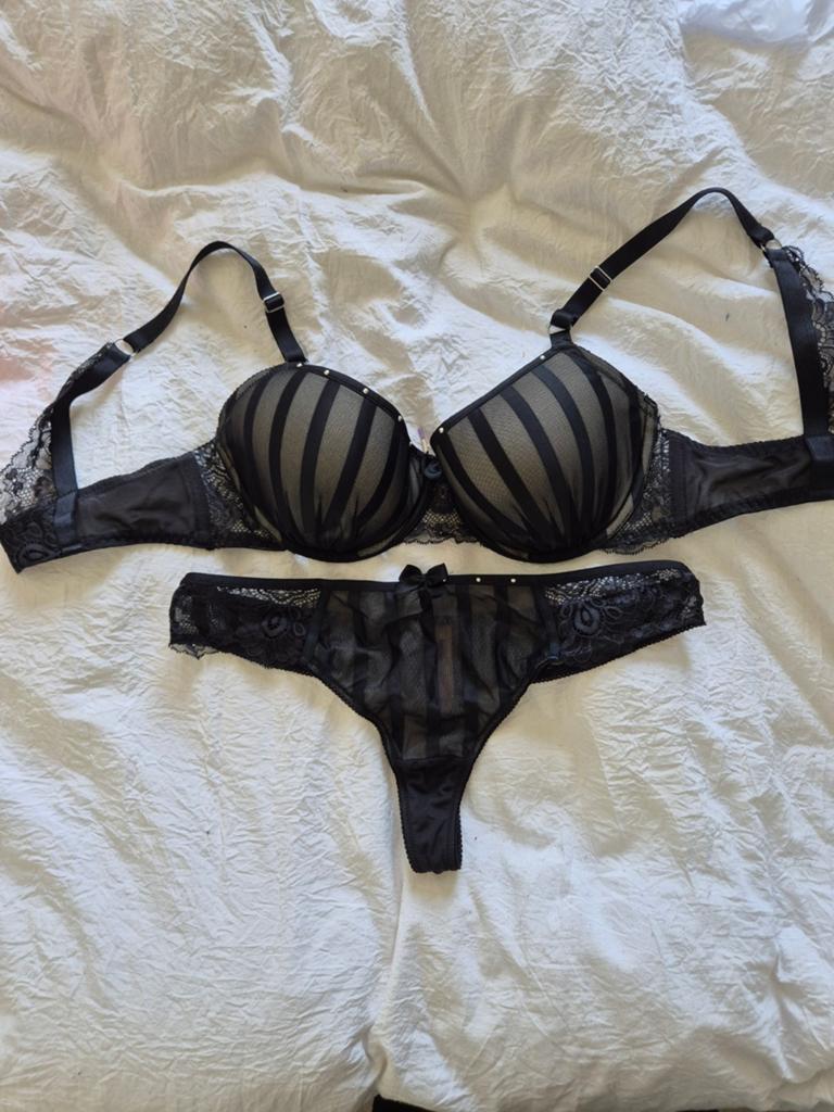 Hunkemöller Lingerie Set Zwart Kant & Strepen, Hunkemöller, Ophalen of Verzenden, Zwart, Setje