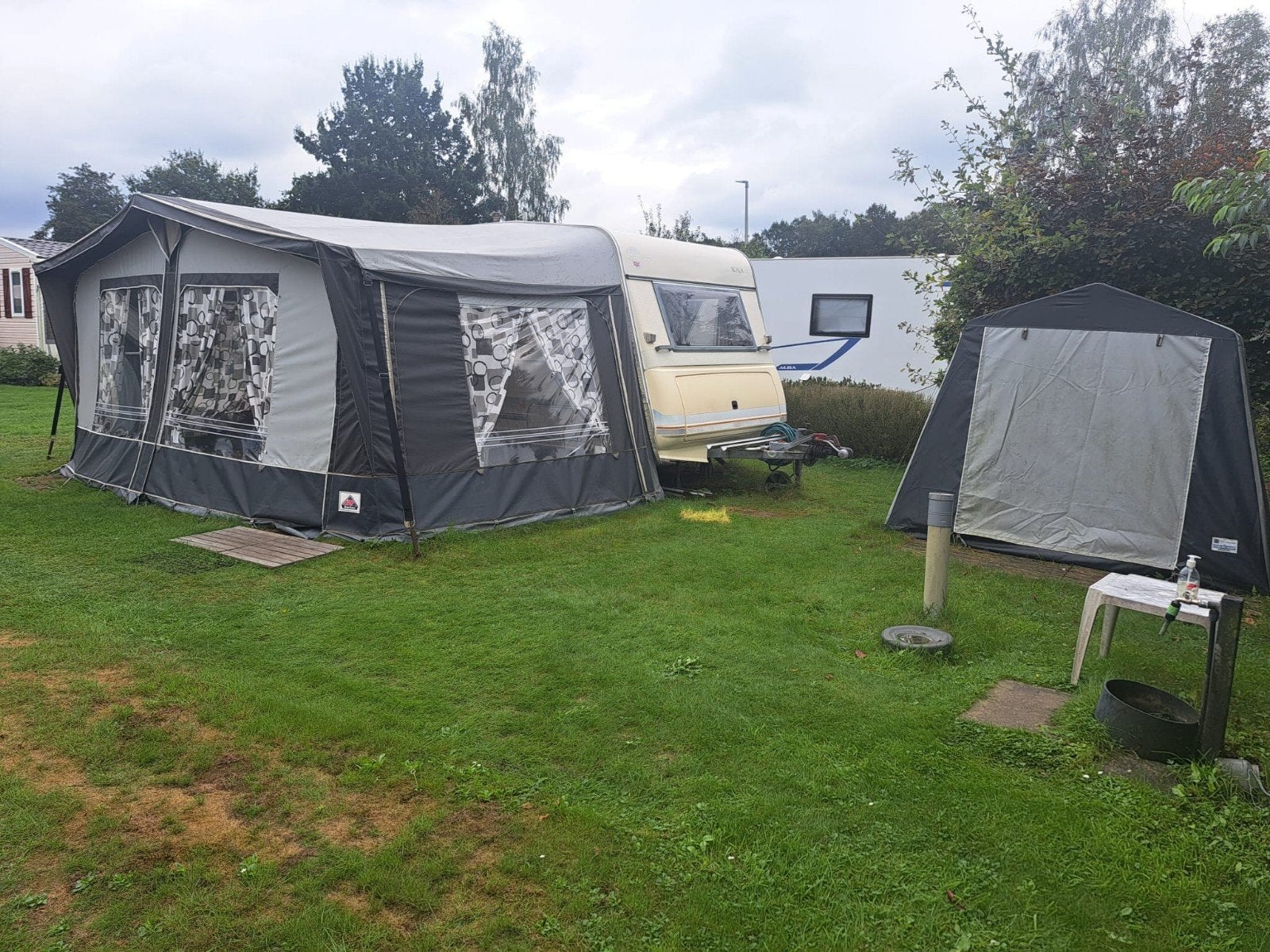 Burstner Scala caravan met voortent en fietsenrek, Particulier, Disselslot, Bürstner, 4 tot 5 meter