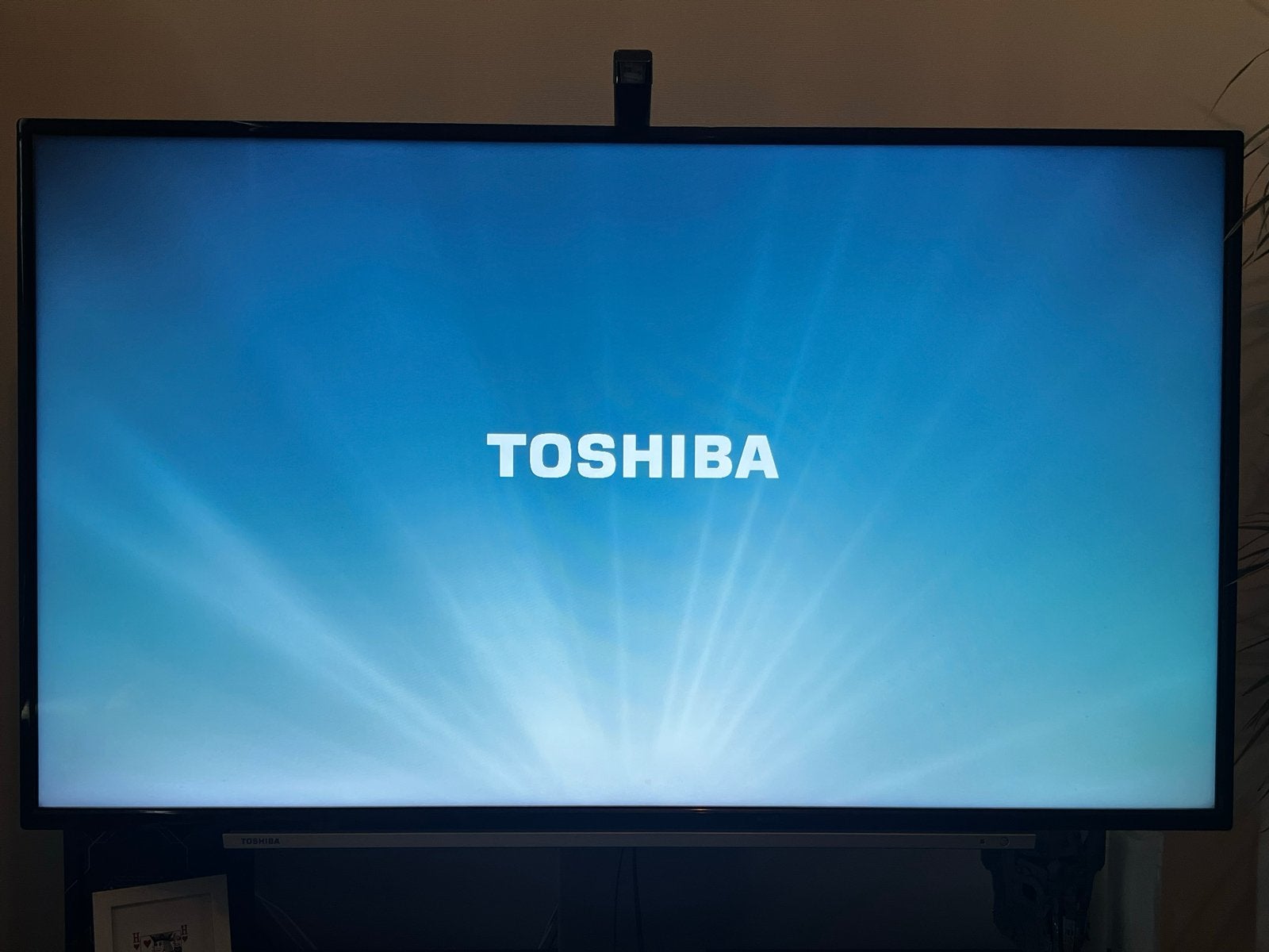 Toshiba 49UL2A63DG 4K UHD Smart TV met Ambilight kit, Ophalen, 50 Hz, LCD, 100 cm of meer