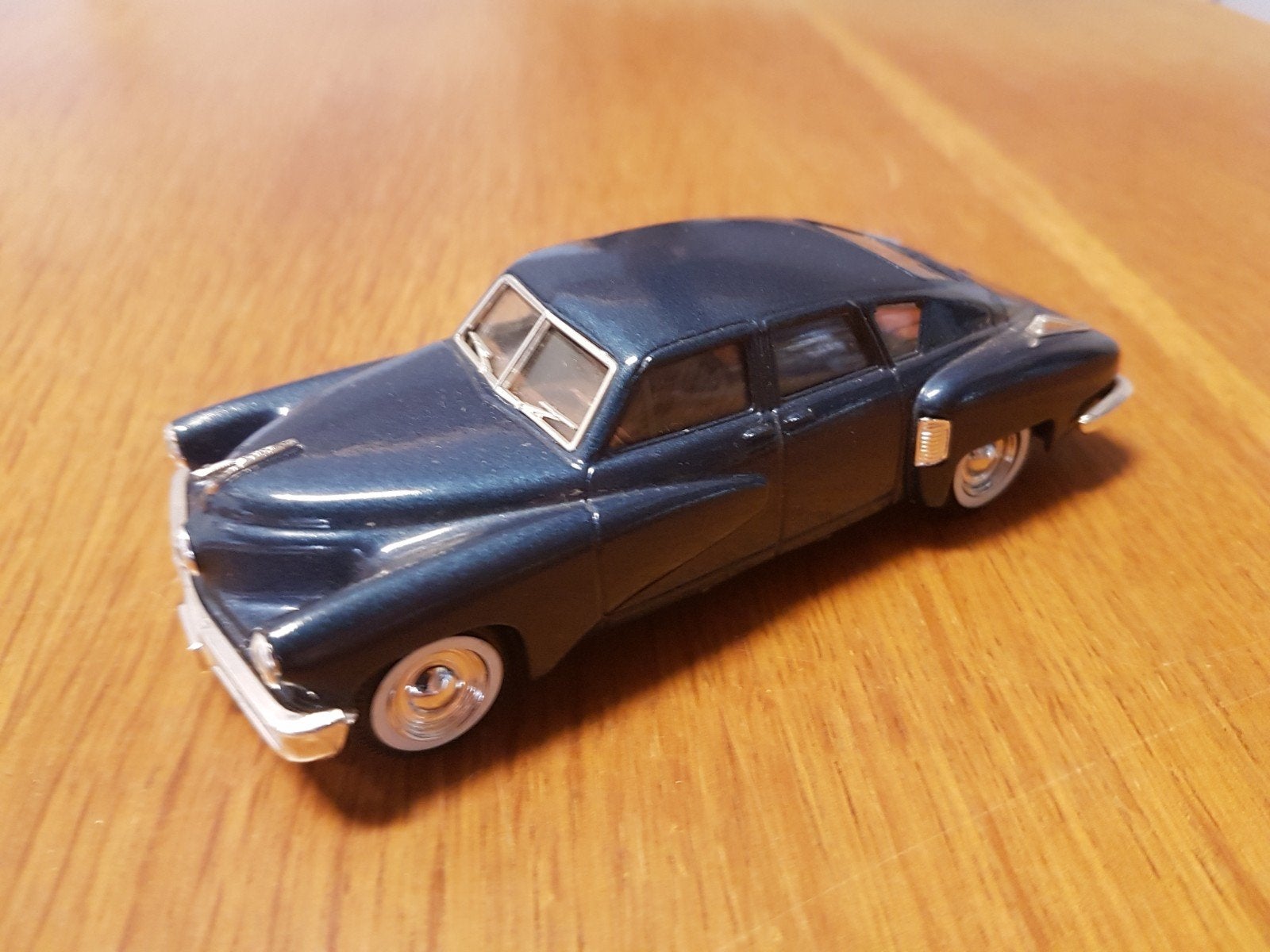 solido tucker 1948 met doosje, Hobby en Vrije tijd, Modelauto's | 1:43, Ophalen of Verzenden, Zo goed als nieuw, Auto, Solido