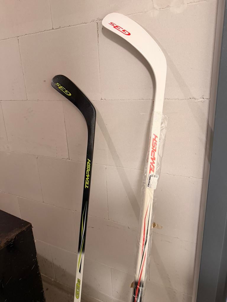 Te koop: 2 nieuwe ijshockey sticks, ongebruikt, Sport en Fitness, IJshockey, Ophalen, Nieuw, Stick