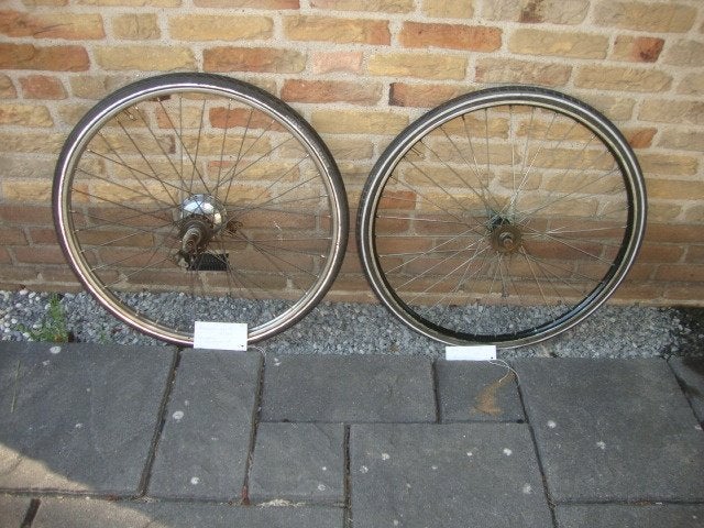 2x achterwielen incl band 26 inch / 590-37:3V/geen V à €5, Fietsen en Brommers, Fietsonderdelen, Gebruikt, Staal, Stadsfiets, Ophalen