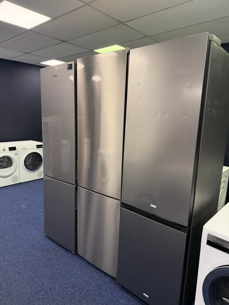 Nıeuw koelkast -b-keus-tot %50 -bosch en Samsung, Zonder vriesvak, 200 liter of meer, Zo goed als nieuw, 160 cm of meer