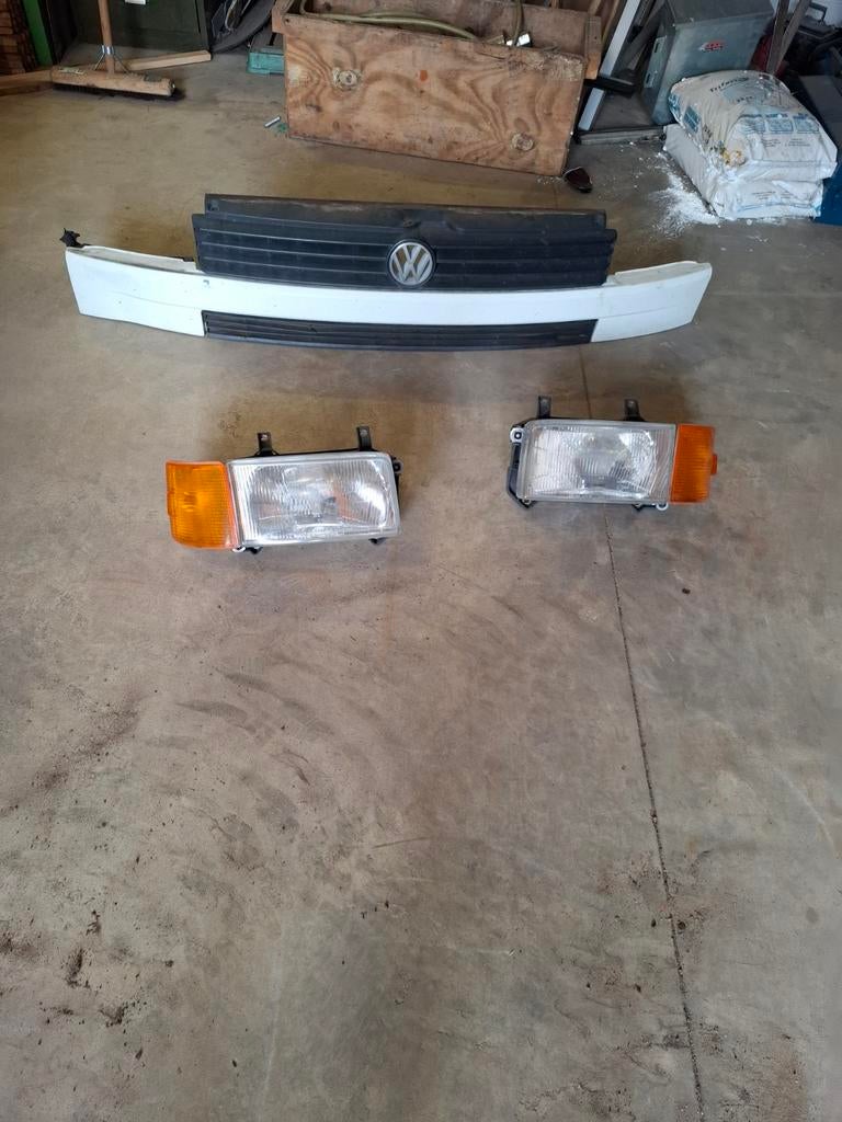 2 koplampen en front vw bus t4, Auto-onderdelen, Ophalen
