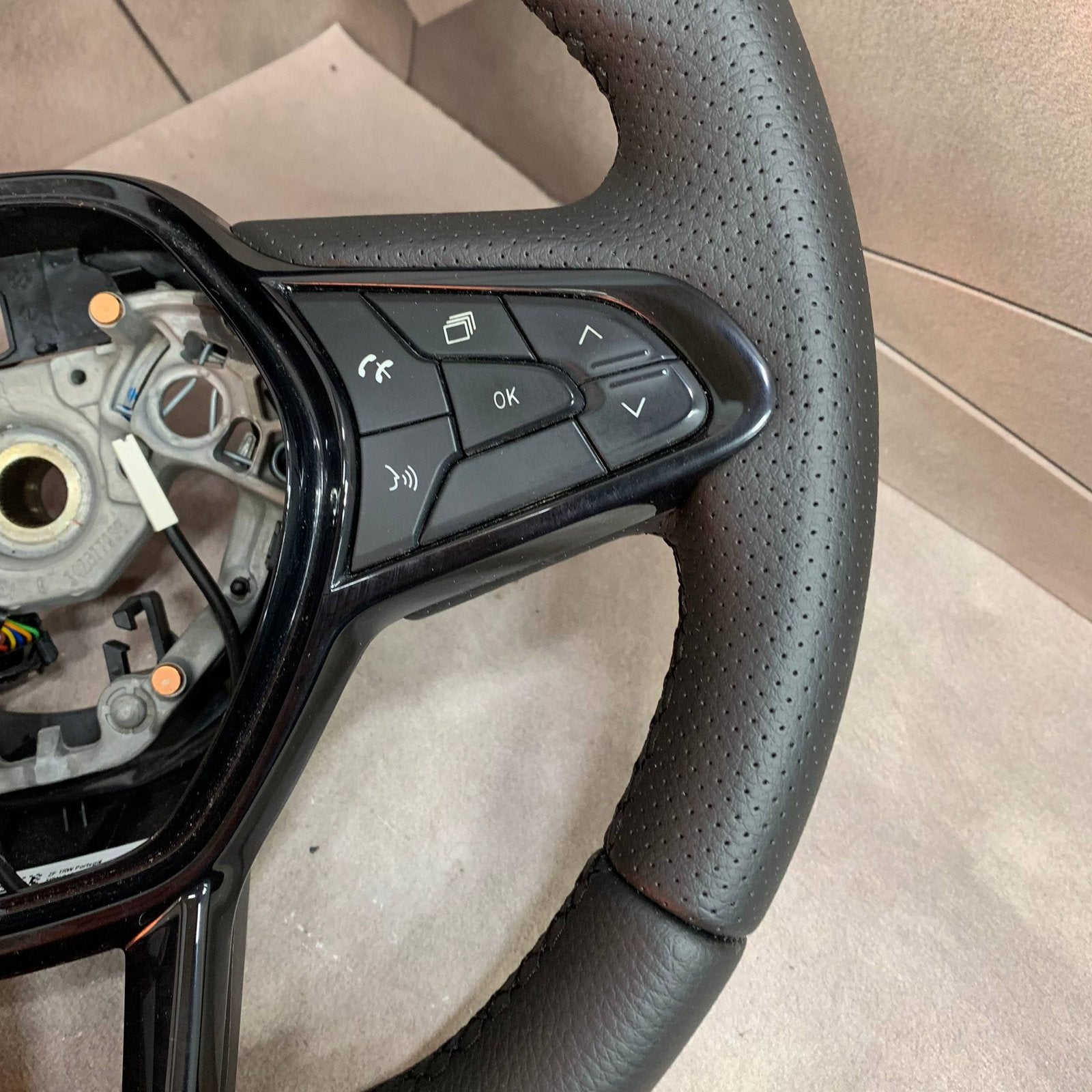Stuurwiel Stuur Renault Trafic NIEUW BEKLEED, Renault, Nieuw, Ophalen of Verzenden