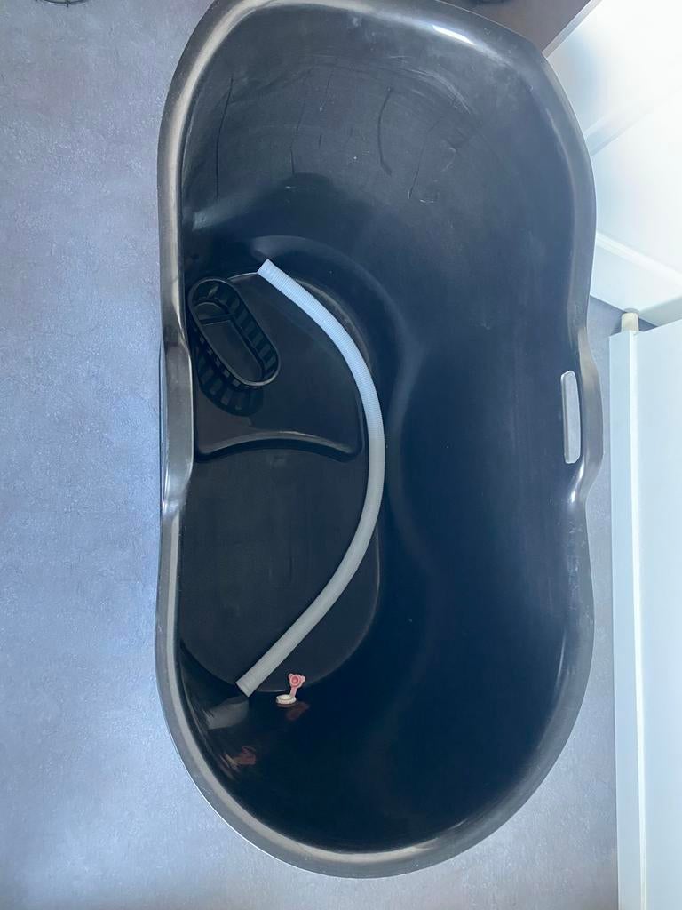 Bath Bucket: Compact en Comfortabel Bad voor Thuis, Ophalen of Verzenden, Gebruikt, Zwart, Overige typen