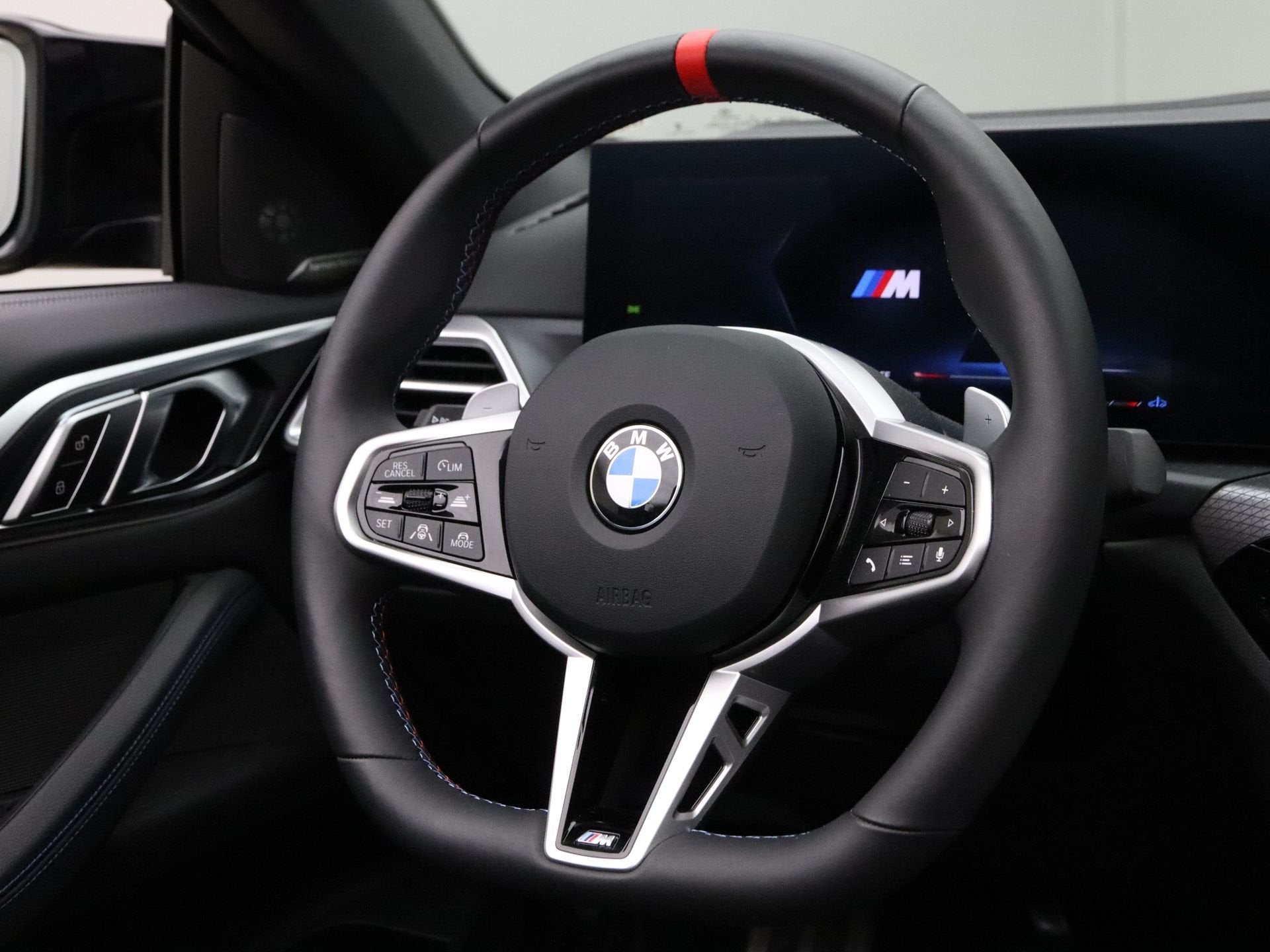 BMW 4 Serie M440i xDrive Cabrio (bj 2025, automaat), Automaat, 4-Serie, Bedrijf, Vierwielaandrijving