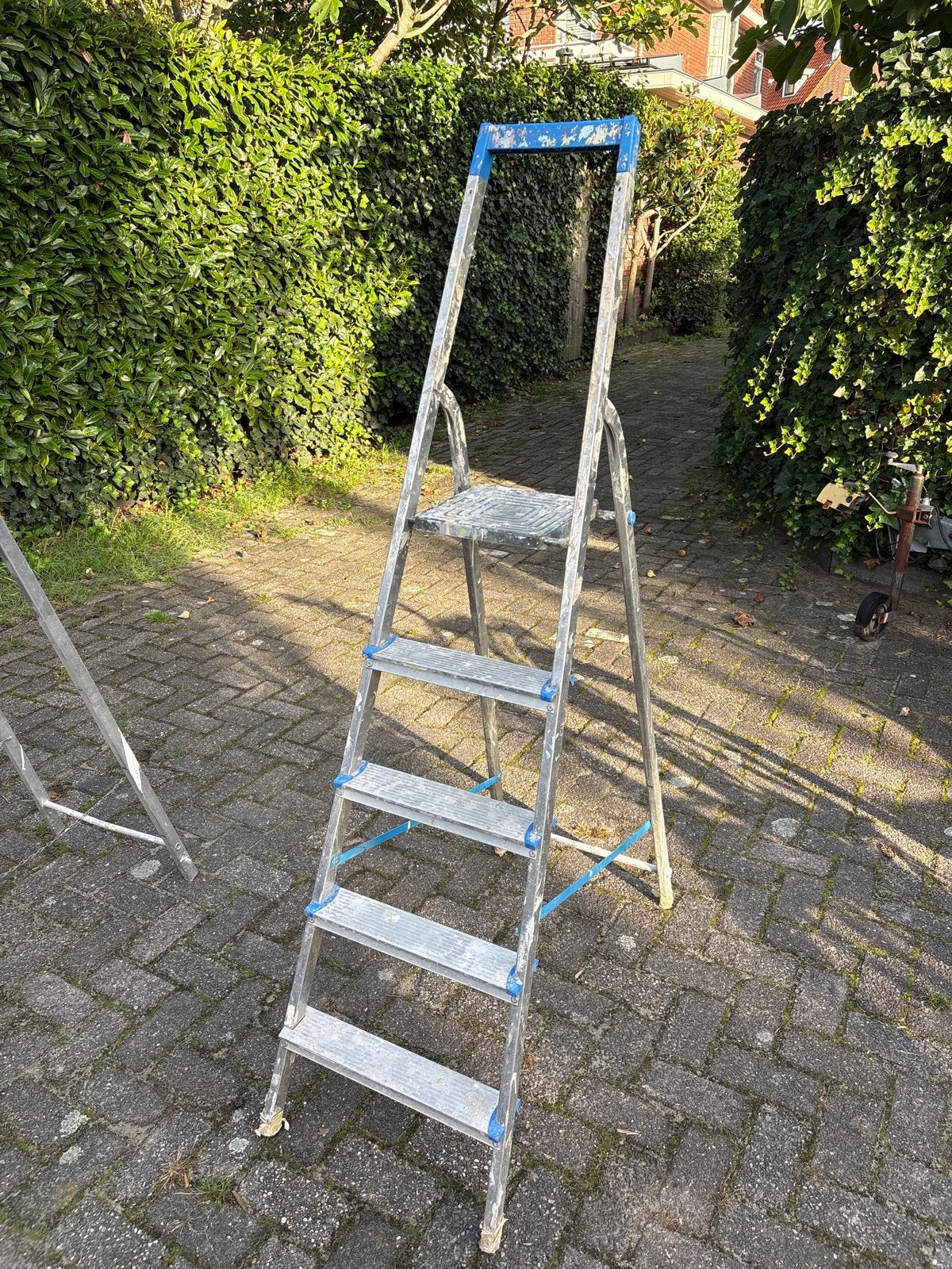 Stevige aluminium trap, 5 treden, gebruikt, Doe-het-zelf en Verbouw, Ophalen, Gebruikt, Trap, Minder dan 2 meter