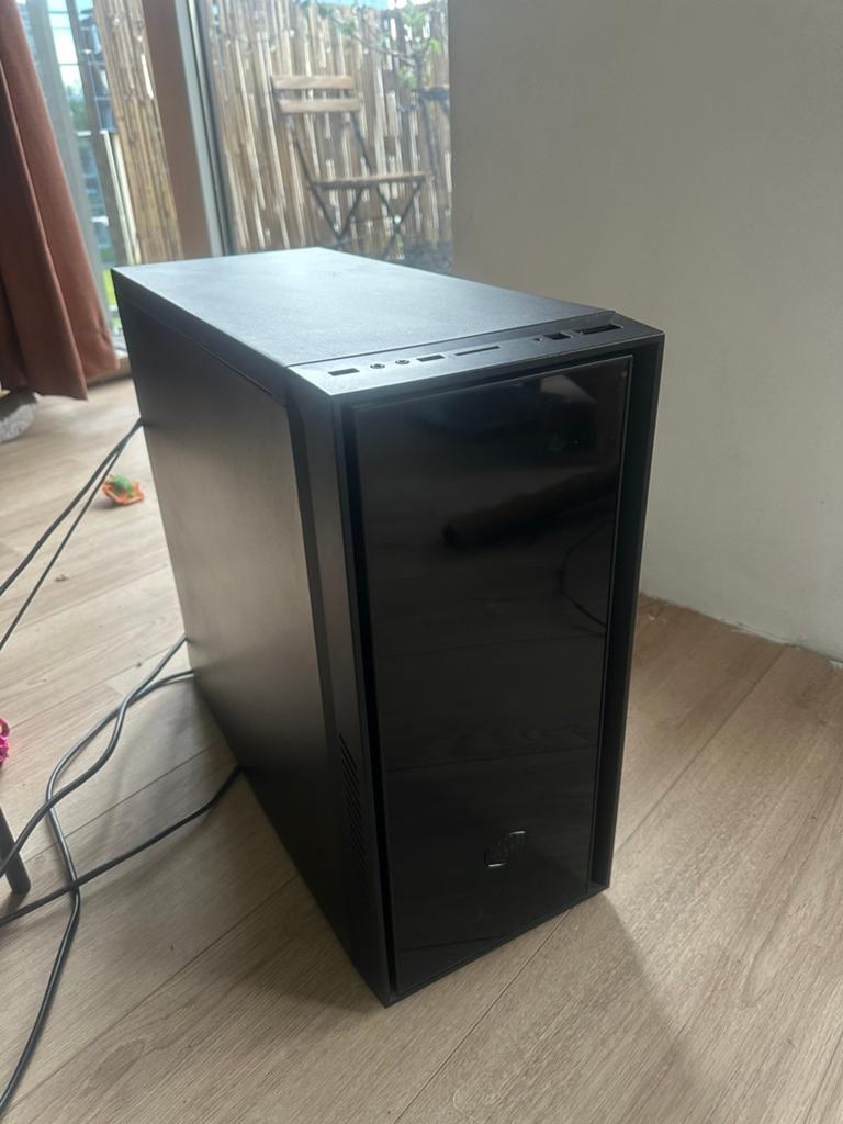 PC te koop! RTX 2060 super - i5 4790k - 16gb DDR3 RAM, Ophalen, Virtual Reality, Zo goed als nieuw, SSD