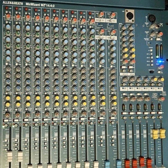 Allen & Heath MixWizard WZ³ 14:4:2 Mengpaneel, Ophalen, Gebruikt, 10 tot 20 kanalen, Microfooningang