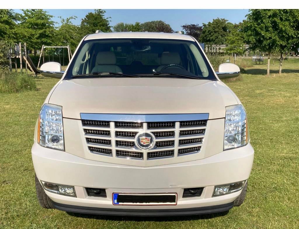 Cadillac Escalade 2008 parelmoer wit, Auto's, Euro 5, Escalade, Wit, Vierwielaandrijving