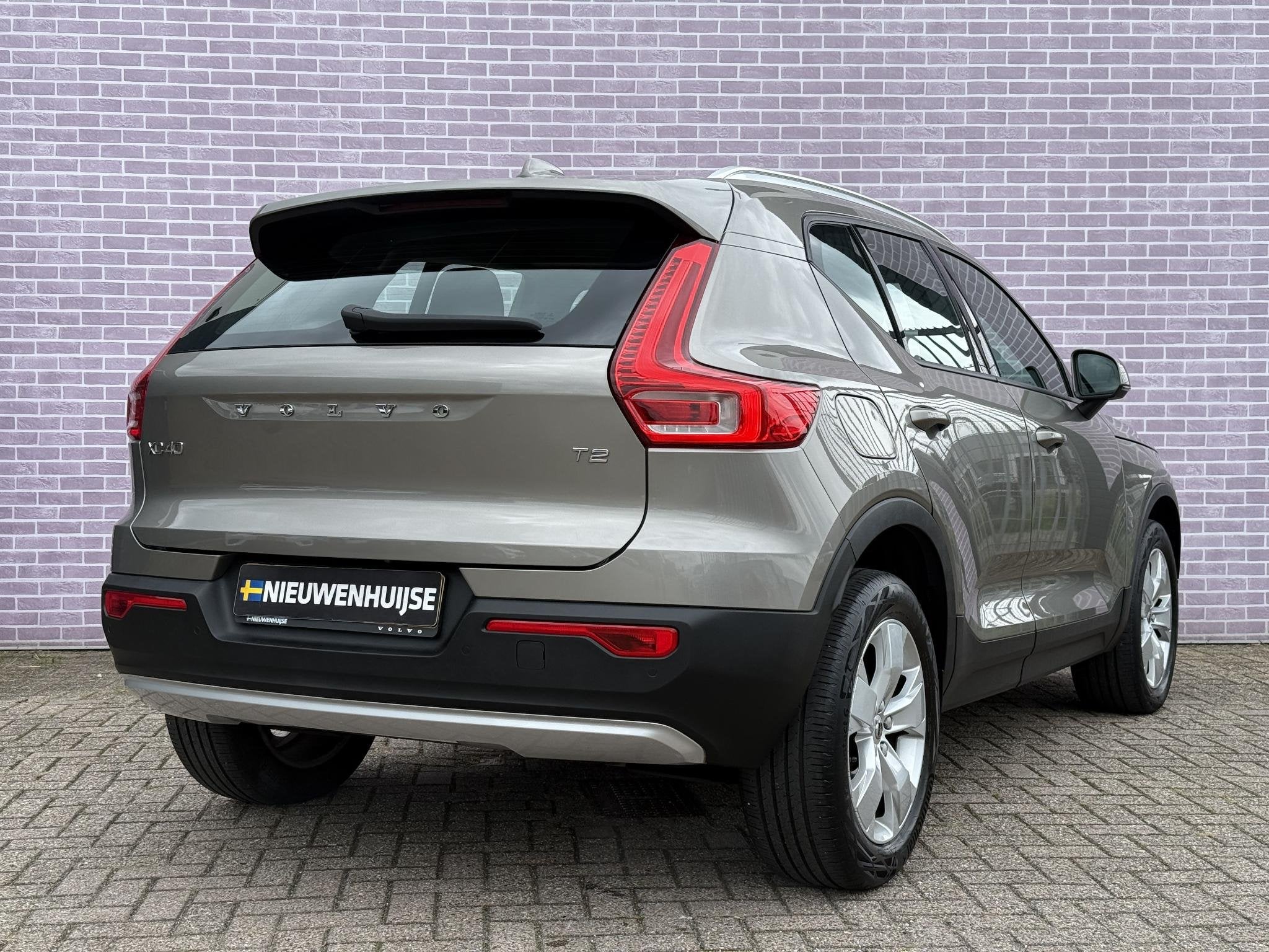 Volvo XC40 1.5 T2 Business Pro | Stoelverwarming | Stuurverw, Auto's, Automatische klimaatregeling, Gebruikt, Euro 6, 129 pk