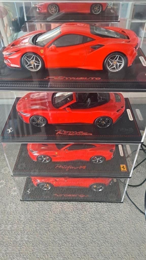 8 BRR Ferrari 1/18 Rosso Corsa, Hobby en Vrije tijd, Modelauto's | 1:18, Ophalen of Verzenden, Zo goed als nieuw, Auto, Overige merken