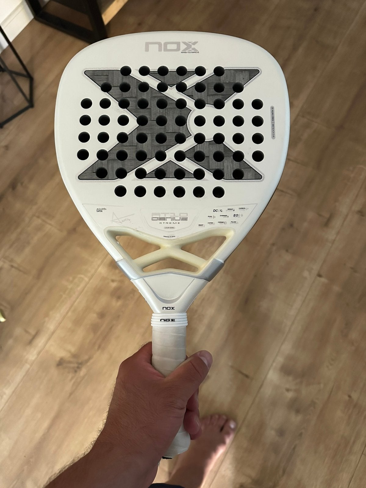 Padel racket NOX AT10 12K Xtreme 2026, Sport en Fitness, Padel, Ophalen of Verzenden, Zo goed als nieuw