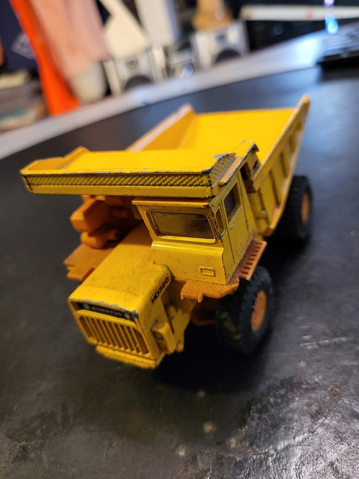 Vintage Komatsu HD320-2 Kiepwagen Speelgoedmodel, Onbekend, Japan, Gebruikt, Ophalen of Verzenden, Info@yonezawa-toys.jp
