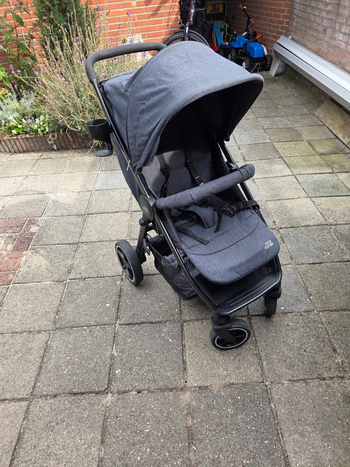Britax Römer kinderwagen (wandelwagen), Kinderen en Baby's, Kinderwagens en Combinaties, Ophalen, Zo goed als nieuw, Combiwagen