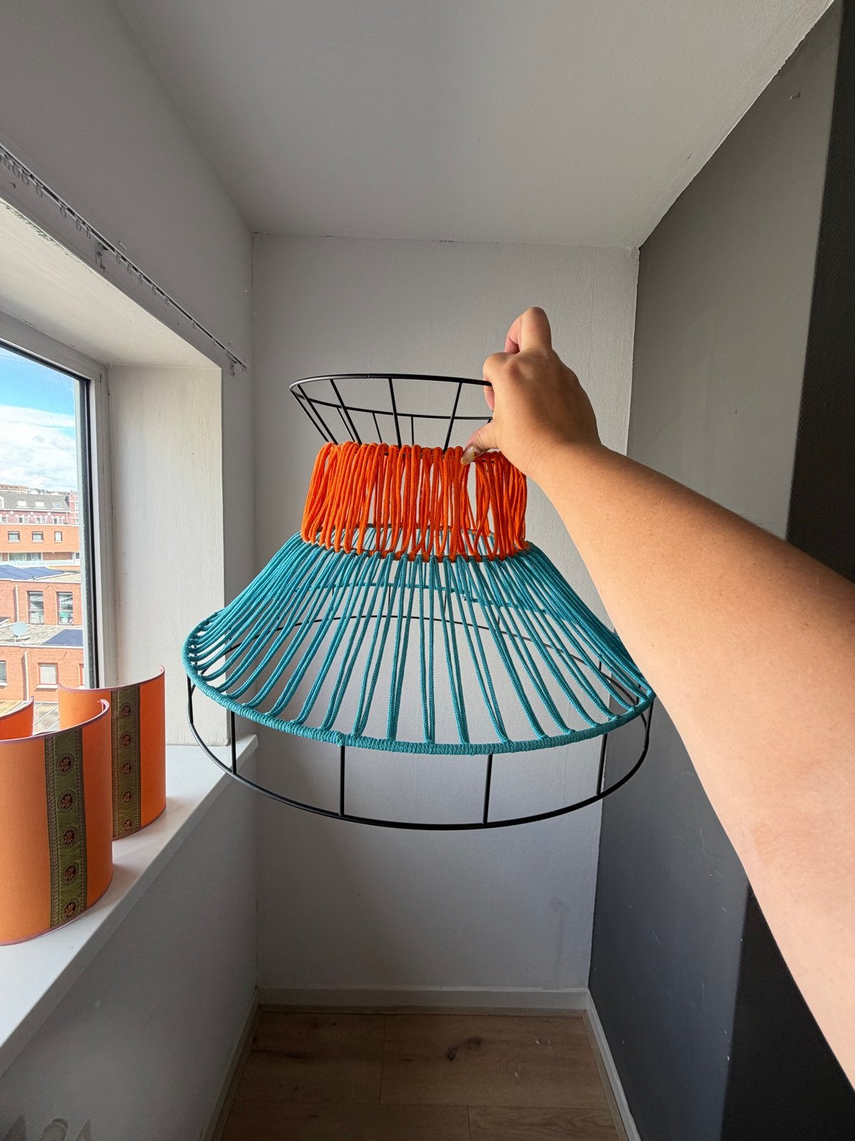 Buitenlamp - Kleurrijk en Uniek Design, Huis en Inrichting, Lampen | Overige, Gebruikt, Waterbestendig, Meerkleurig, Modern