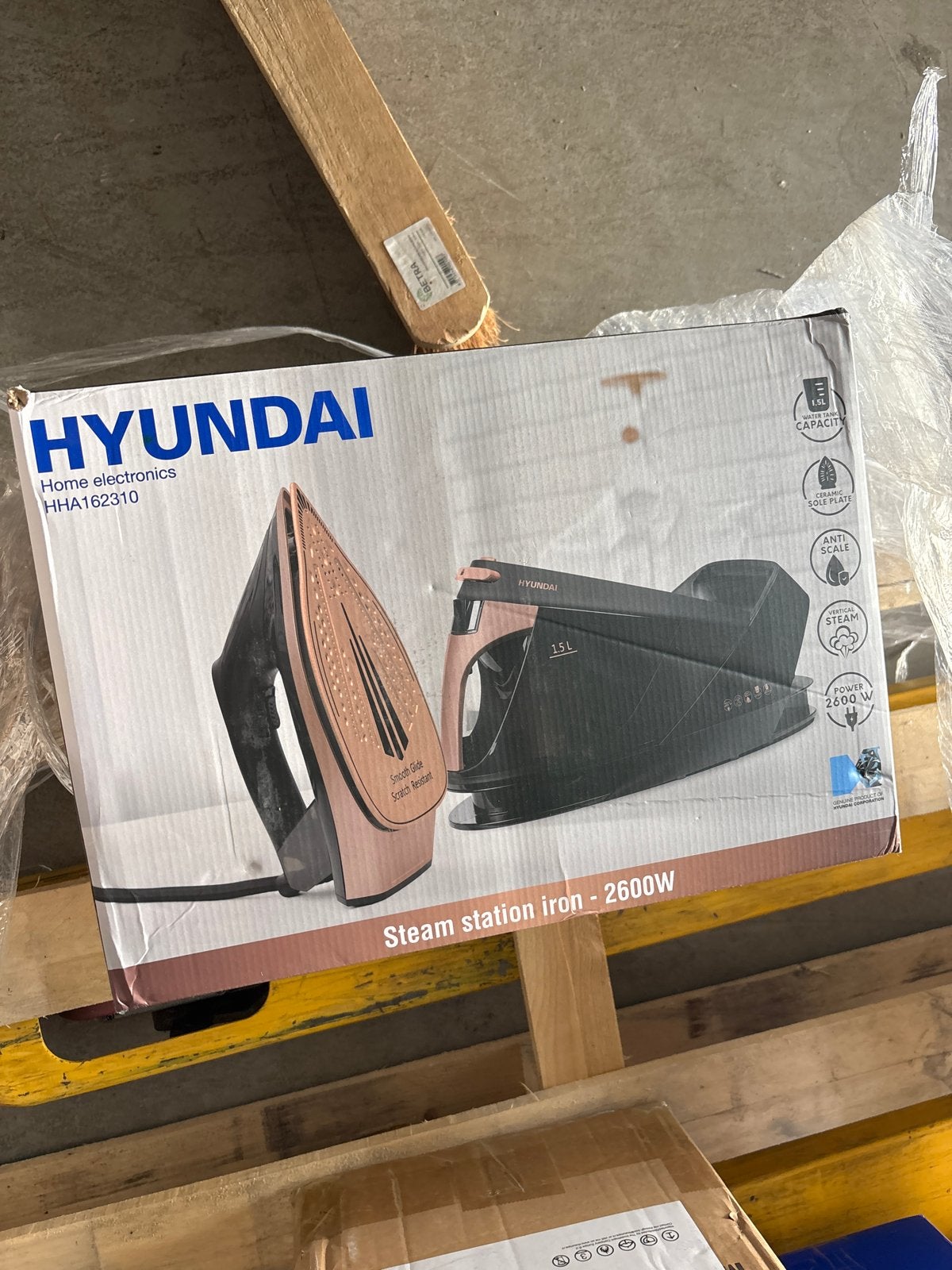 Hyundai Stoom Strijkijzer - 2600W Stoomstation, Ophalen, Nieuw, Strijkijzer met snoer