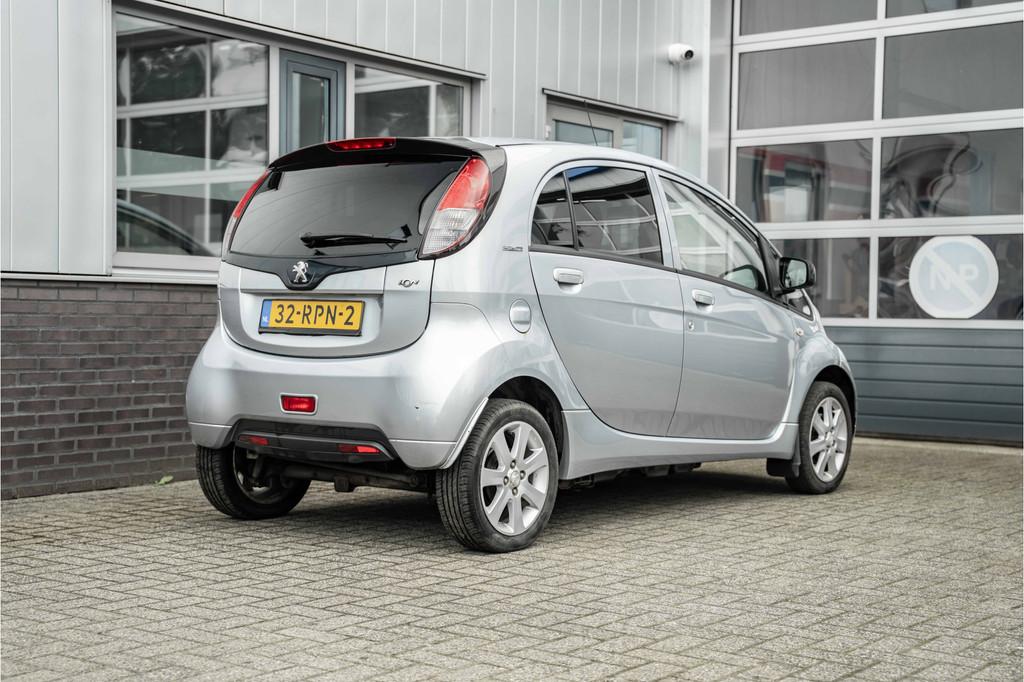 Peugeot iOn Active (bj 2011, automaat), Automaat, Elektrische ramen, Zwart, 1095 kg