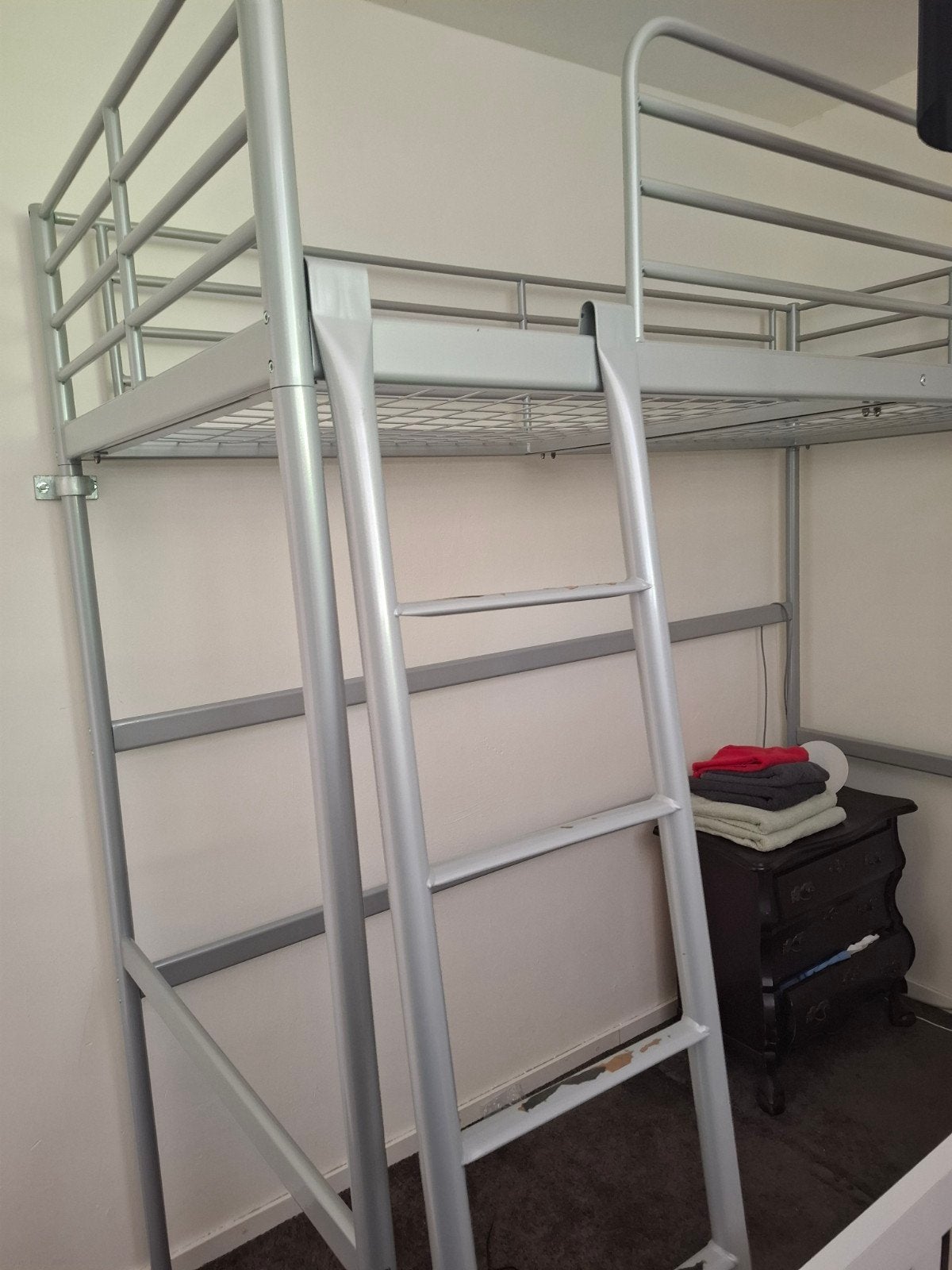 Hoogslaper, IKEA SVARTA, metaal., Ophalen, Gebruikt, Eenpersoons, 200 cm