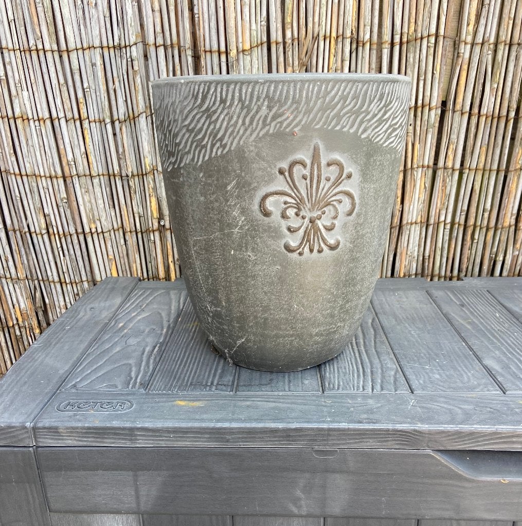 Grijze bloempot, Tuin en Terras, Bloempotten, Ophalen, Gebruikt, Rond, Minder dan 40 cm