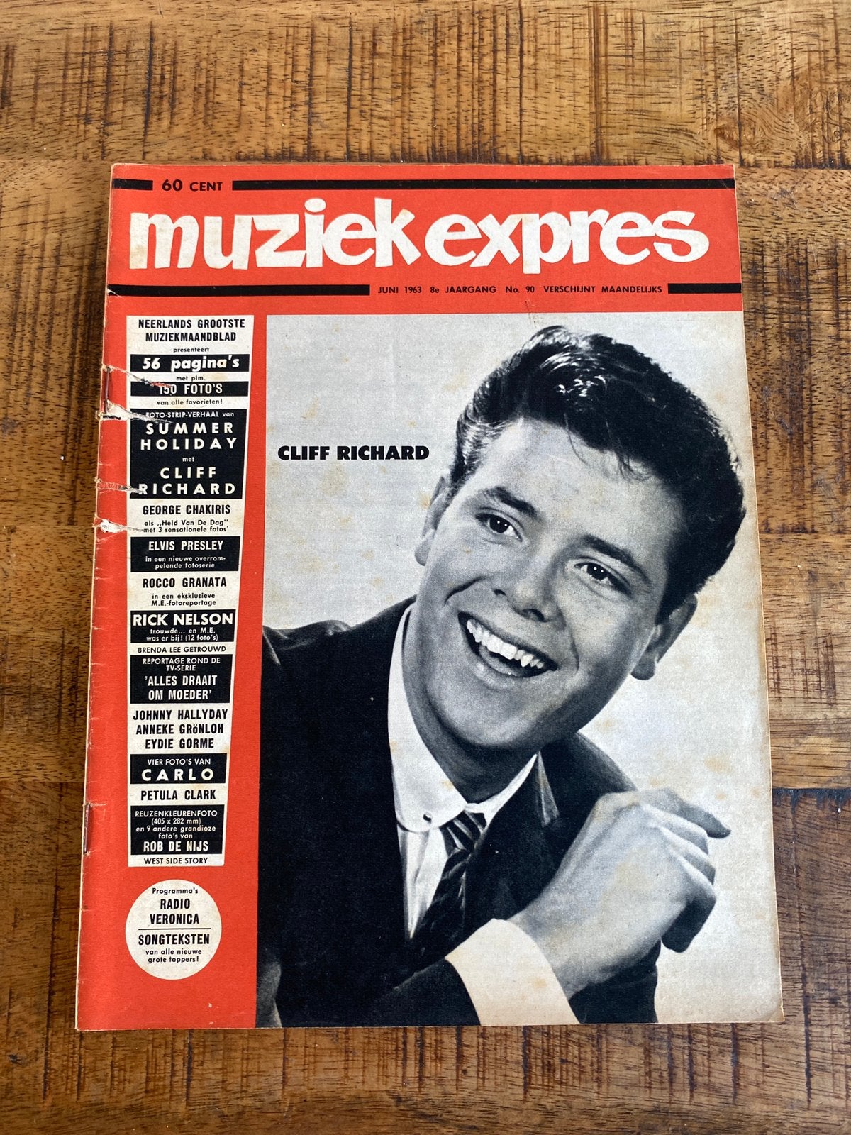 Muziek expres met midden poster juni 1963, Ophalen of Verzenden, Gelezen