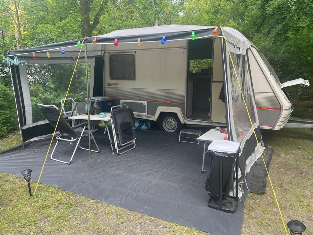 Beyerland 390 B Sprinter - Compacte en complete caravan, Omvormbare zithoek, Treinzit, 750 - 1000 kg, Particulier