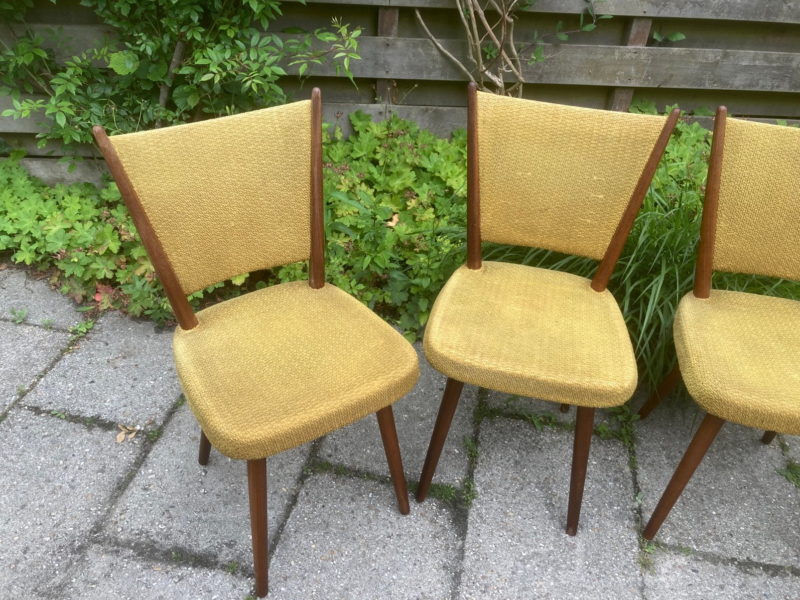 Vier bijzonder gekleurde vintage stoelen jaren 60, Ophalen