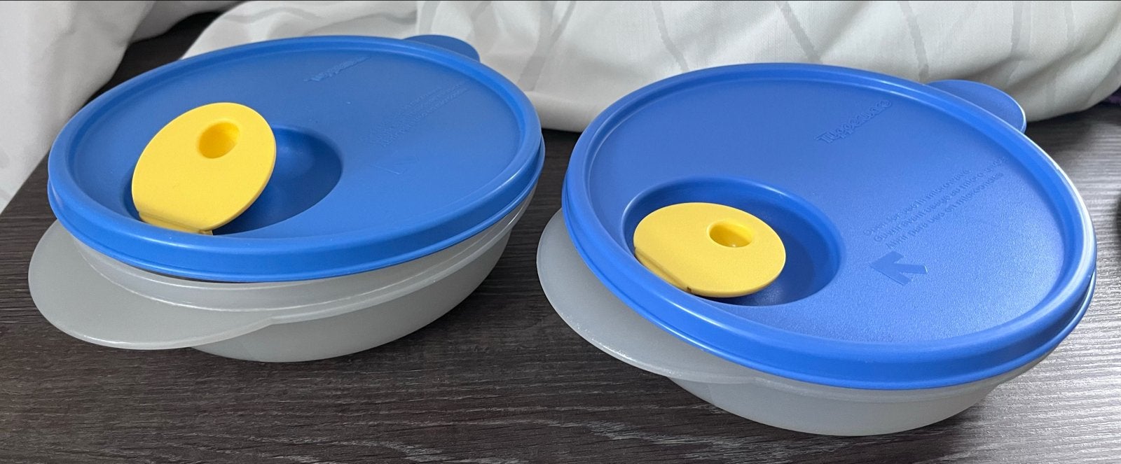 Tupperware Magnetronschaaltjes 400 ml (set van 2), Gebruikt, Schaal, Blauw, Ophalen of Verzenden