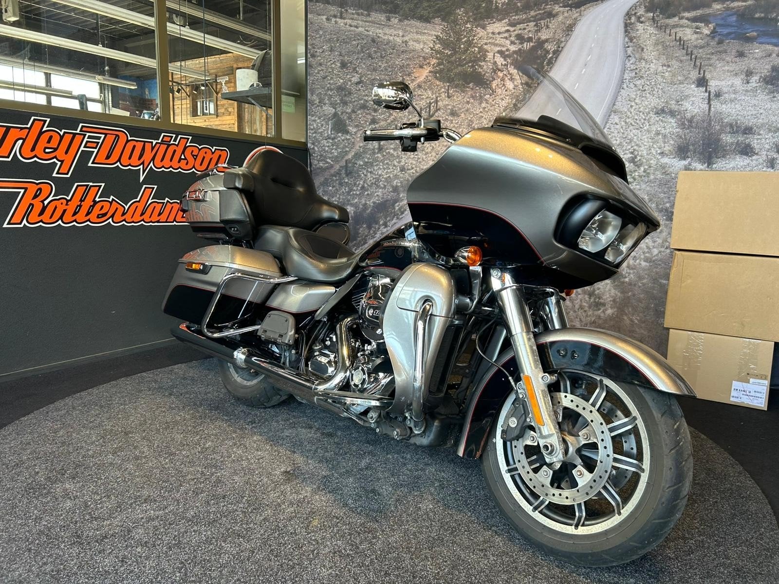 Harley-Davidson FLTRU Road Glide Ultra 2016 (bj 2016), Laan van Vredenoord 33
2289 DA  RIJSWIJK, NL, Bedrijf, Toermotor, Sales@harleydavidsonrotterdam.nl