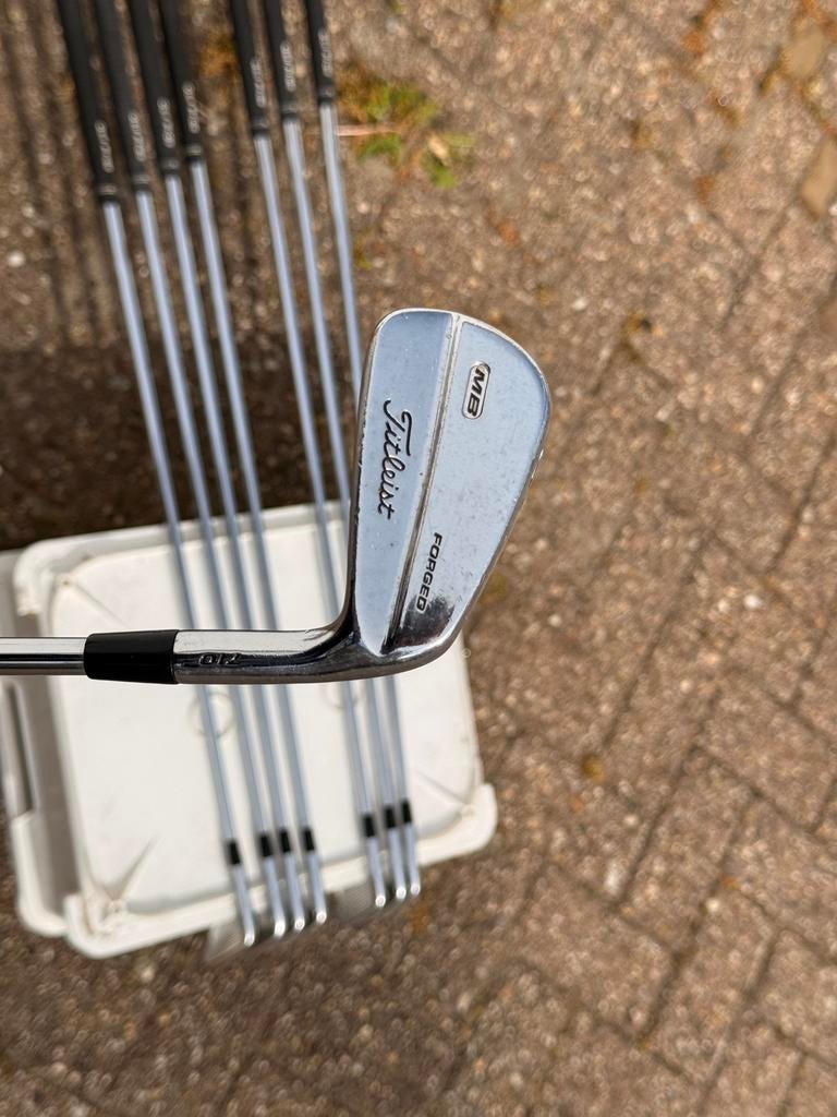 Titleist 710MB ijzers 3 t/m PW heren rh, Ophalen, Zo goed als nieuw, Set