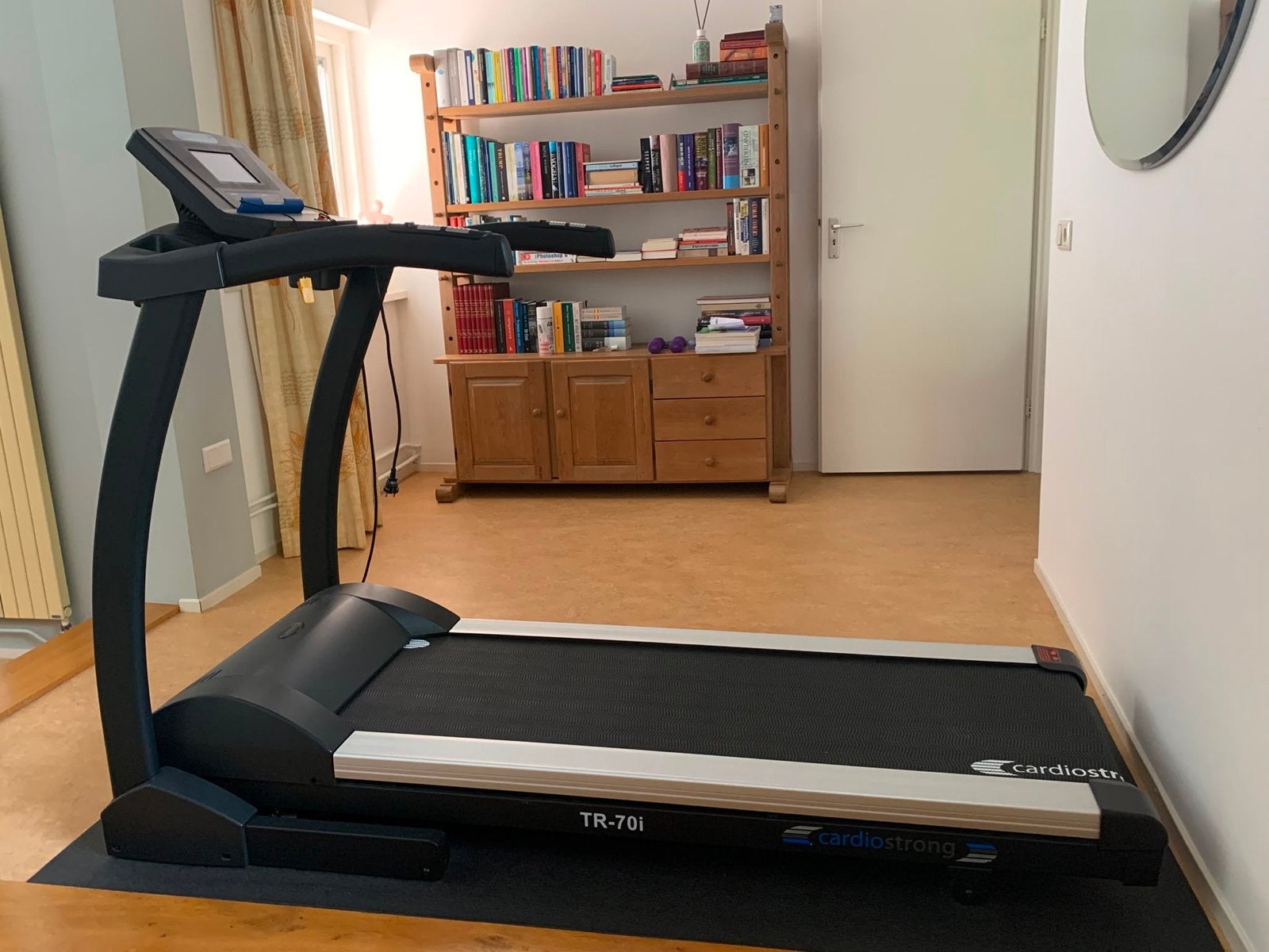 Cardiostrong TR-70i Loopband - Zo goed als nieuw, Ophalen, Zo goed als nieuw, Metaal, Loopband