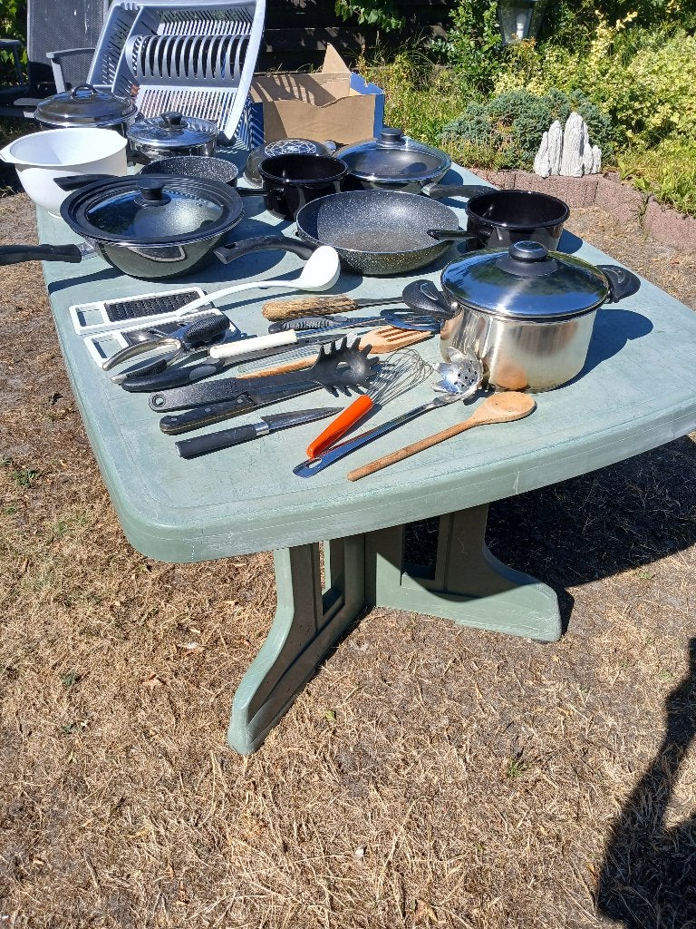 Diverse pannen en keukengerei, Ophalen, Gebruikt, Overige materialen, Pannenset