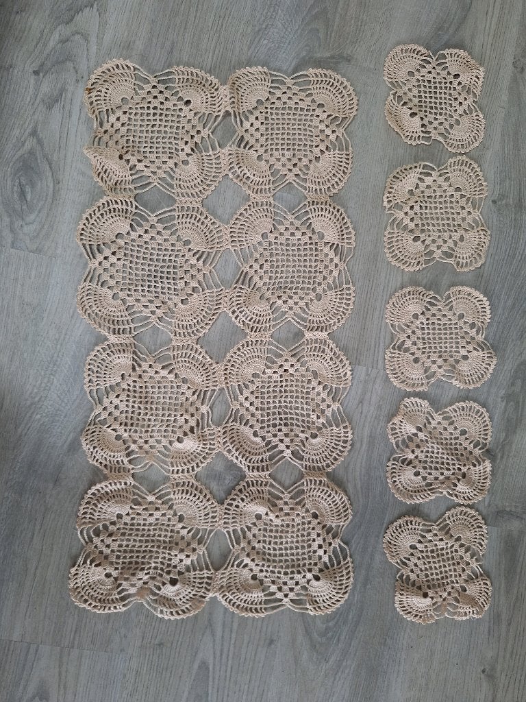 Fijn gehaakt kanten tafelkleedje,  Vintage, Ophalen of Verzenden, Nieuw, Rechthoek, Binnen