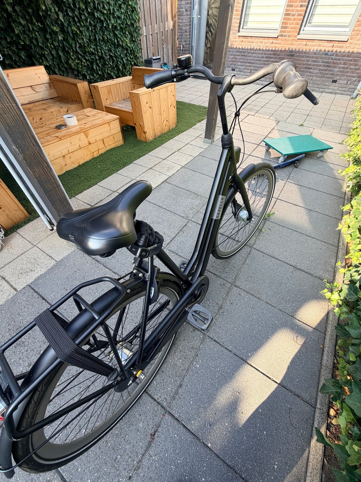 Mooi mat zwarte Gazelle Esprit stadsfiets - Zo goed als nieu, 53 tot 56 cm, Versnellingen, Ophalen of Verzenden, Zo goed als nieuw
