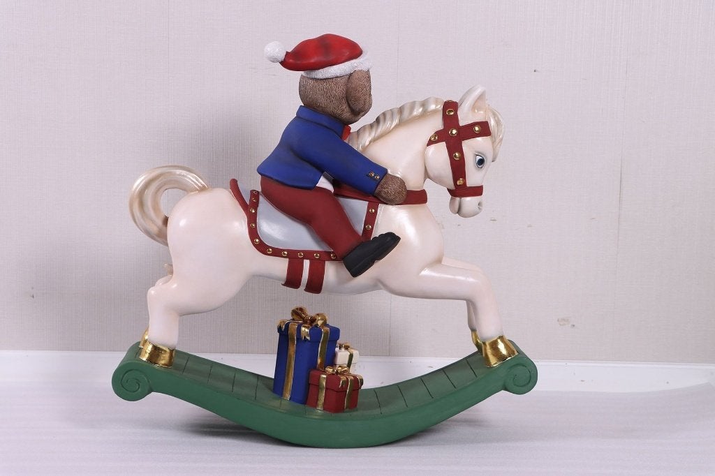 Christmas Bear on rocking horse 93 x 82 x 32 cm, Ophalen, HorecaBeelden, Nieuw, HorecaBeelden