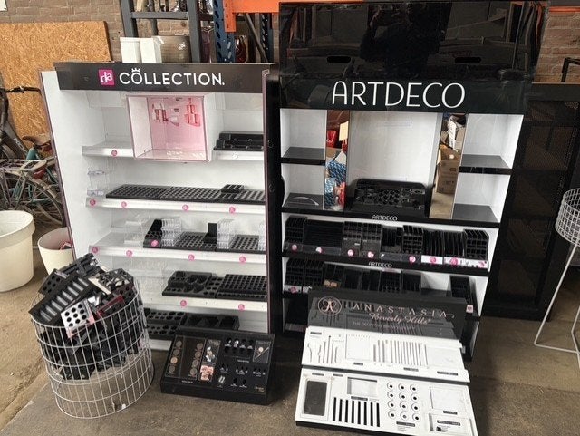 Make-up displays, Ophalen, Gebruikt
