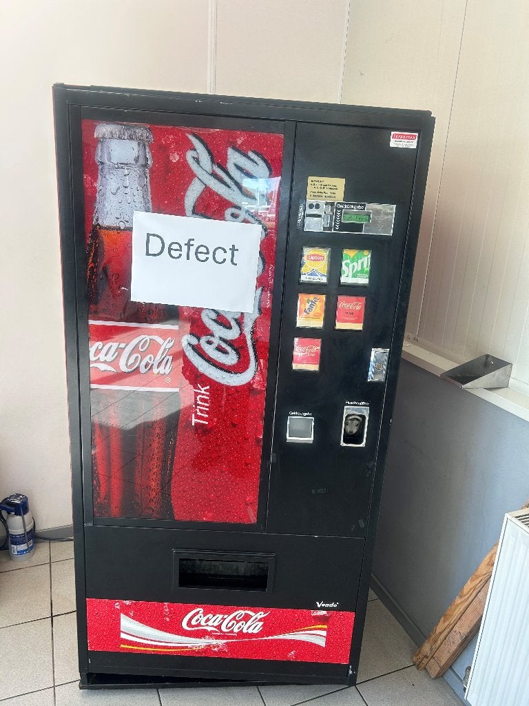 Vendo Coca-Cola frisdrankautomaat 5 selecties | storing, Ophalen, 200 liter of meer, 160 cm of meer, Zonder vriesvak