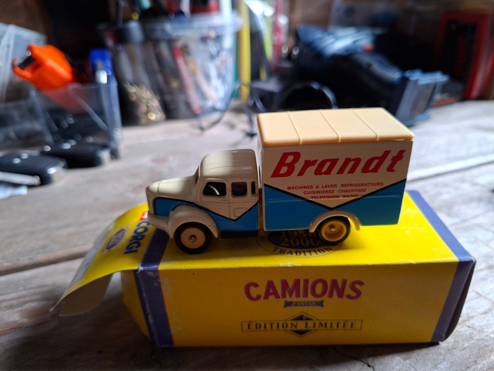 Corgi Camions Edition Limitée Brandt Vrachtwagen, Ophalen of Verzenden, Zo goed als nieuw, Overige merken