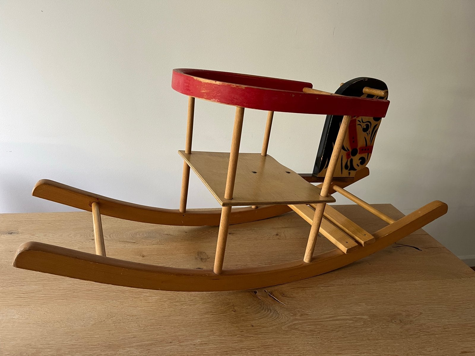 Vintage houten hobbelpaard / hobbelstoel, Kinderen en Baby's, Speelgoed | Houten speelgoed, Ophalen, Gebruikt, Rij- of Hobbelspeelgoed