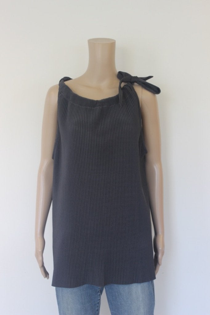 Nü Denmark antraciet top maat M, Kleding | Dames, Maat 38/40 (M), ., Ophalen of Verzenden, Zo goed als nieuw