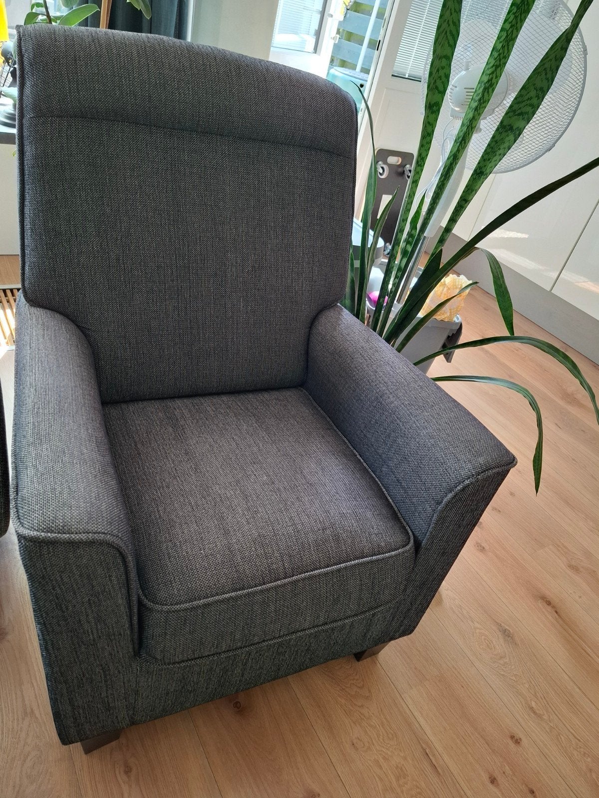 heerlijk zittende fauteuil, Ophalen, Minder dan 75 cm, Stof, 50 tot 75 cm